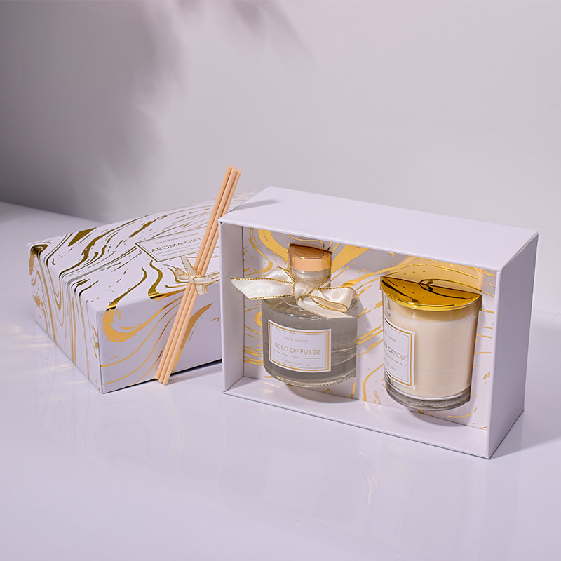 Candle and Essential Oil Reed Diffuser Set with Glass Bottle (3)