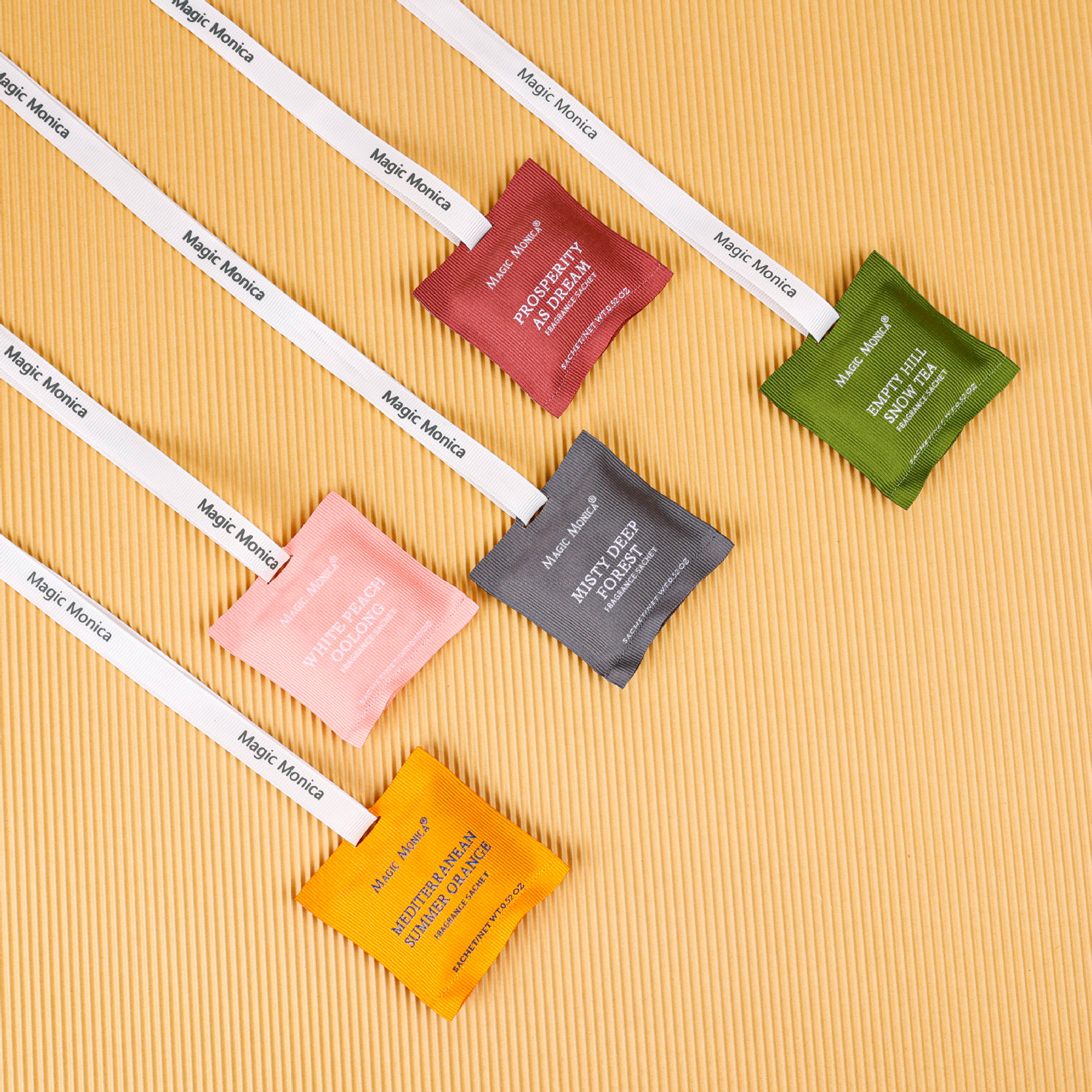 Car Aromatherapy Sachet Car air Outlet Hanging Household Wardrobe Sachet (2)