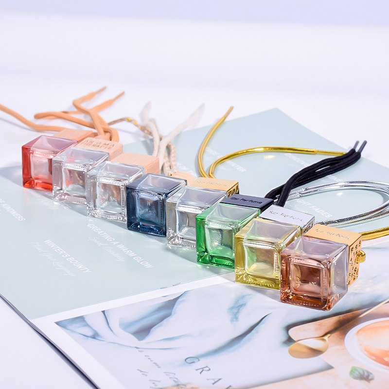 Car Air Freshener Diffuser Bottle Pendants Aromatherapy Glass Perfume Bottle (4)